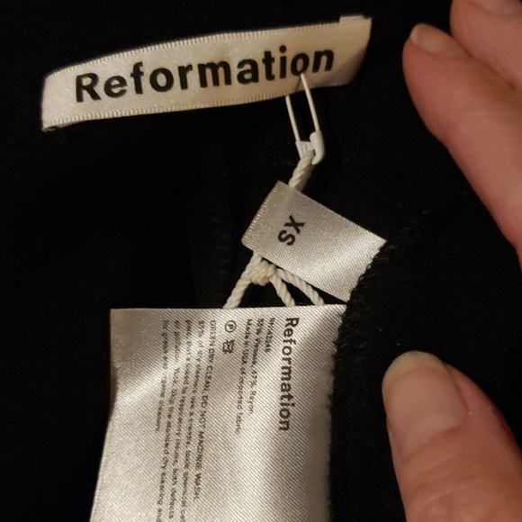 Reformation Britta Skirt in Black - Picture 8 of 8
